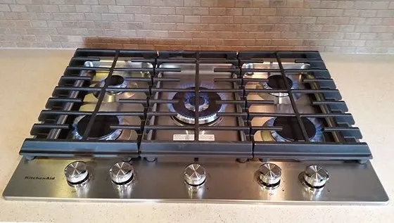Gas cooktop hook-up