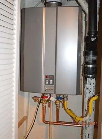 Rinnai tankless water heater with new gas and water lines